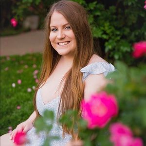 Meet your Posher, Caroline